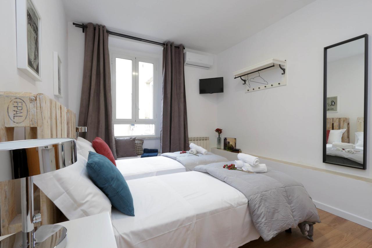Monti Central Apartment Рим Экстерьер фото