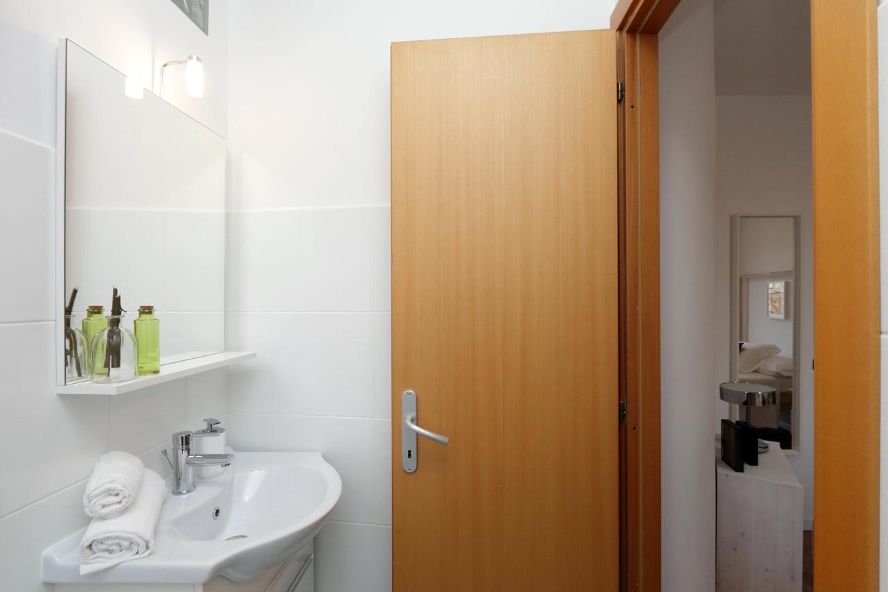 Monti Central Apartment Рим Экстерьер фото
